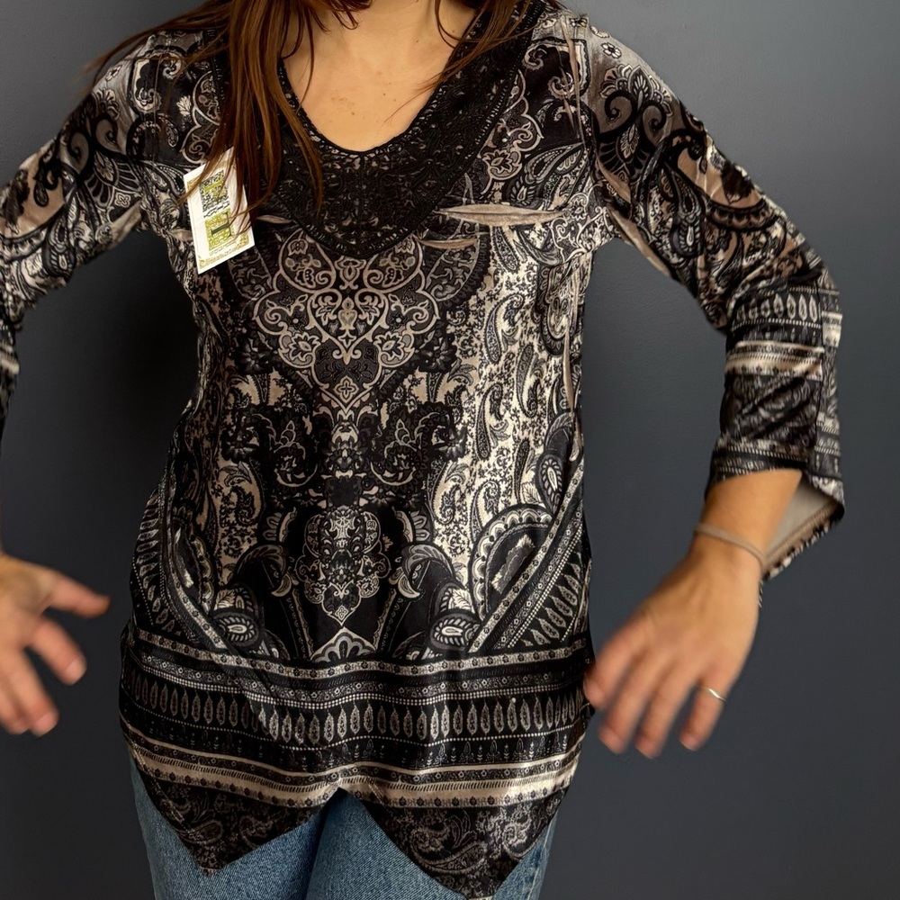 Vintage One World Velvet tunic top